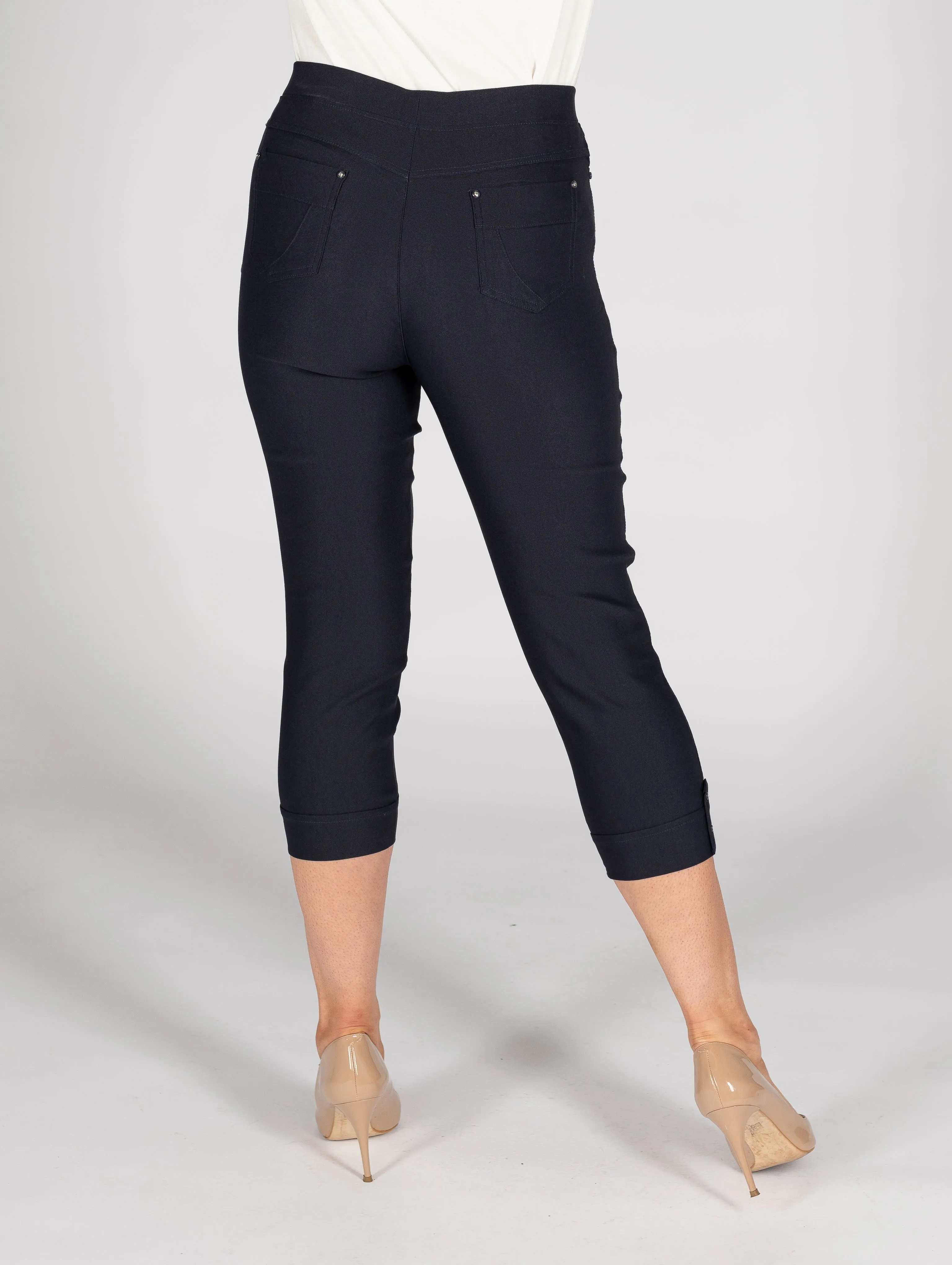 22" Cropped trousers