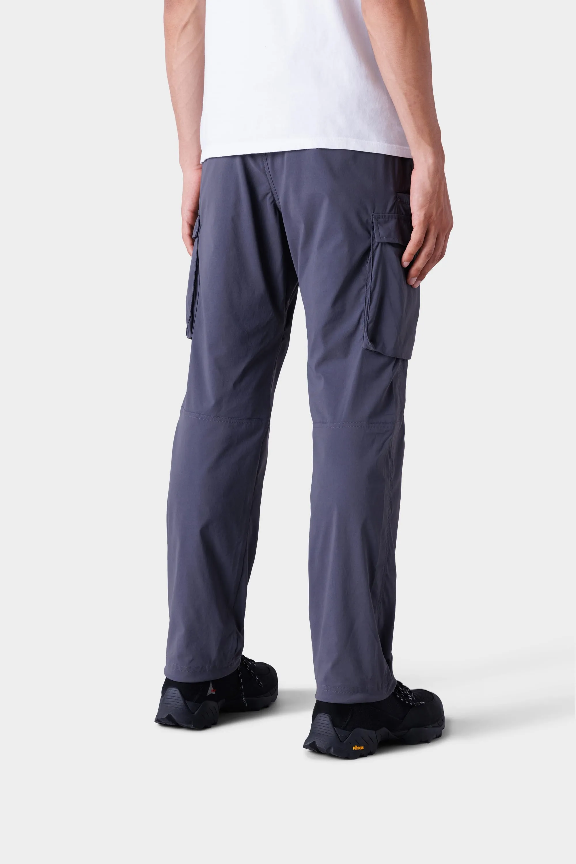 686 Men's Traveler Featherlight Cargo Pant - Wide Tapered Fit