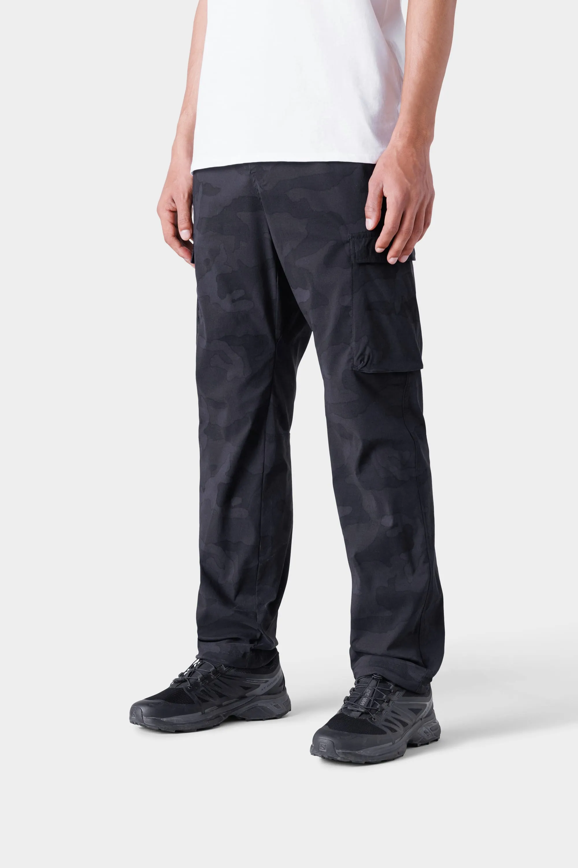 686 Men's Traveler Featherlight Cargo Pant - Wide Tapered Fit