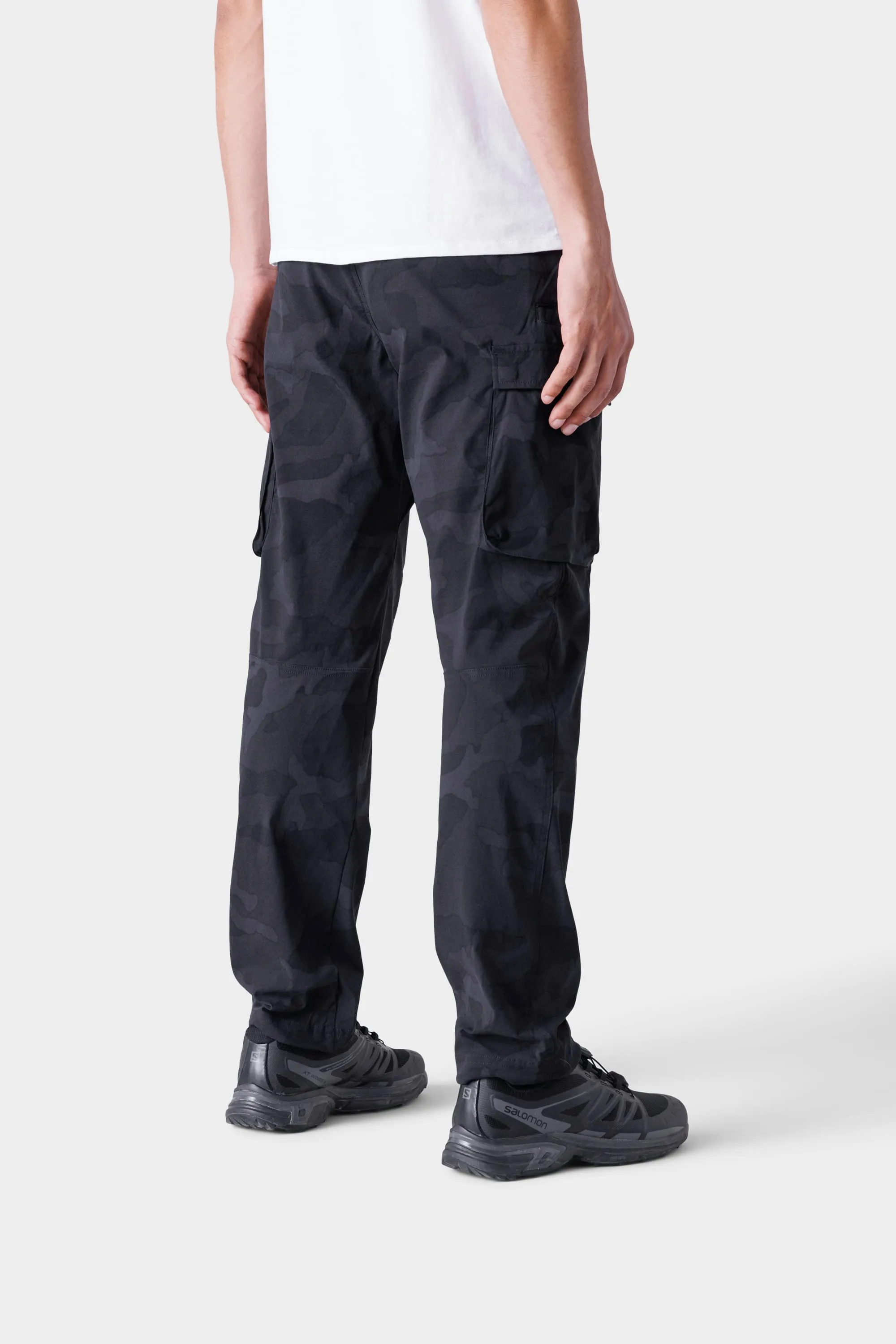 686 Men's Traveler Featherlight Cargo Pant - Wide Tapered Fit