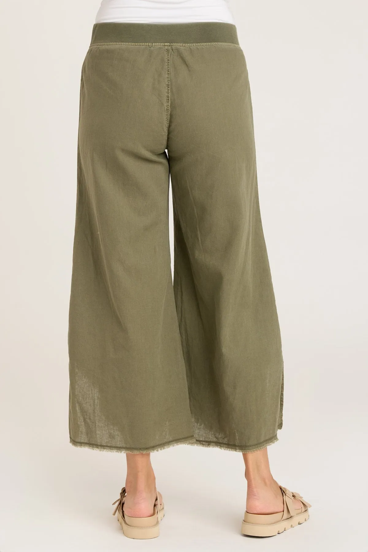 Astri Pant