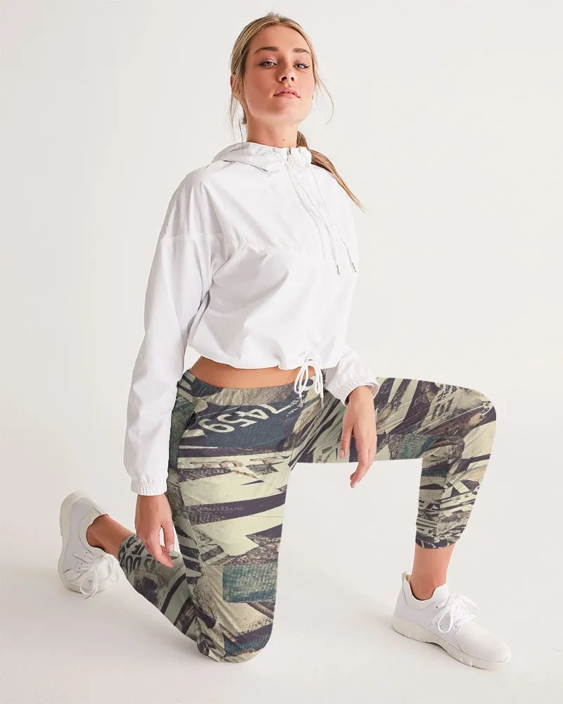 BACKGROUND LETTERS COMPOSITION Women's Track Pants