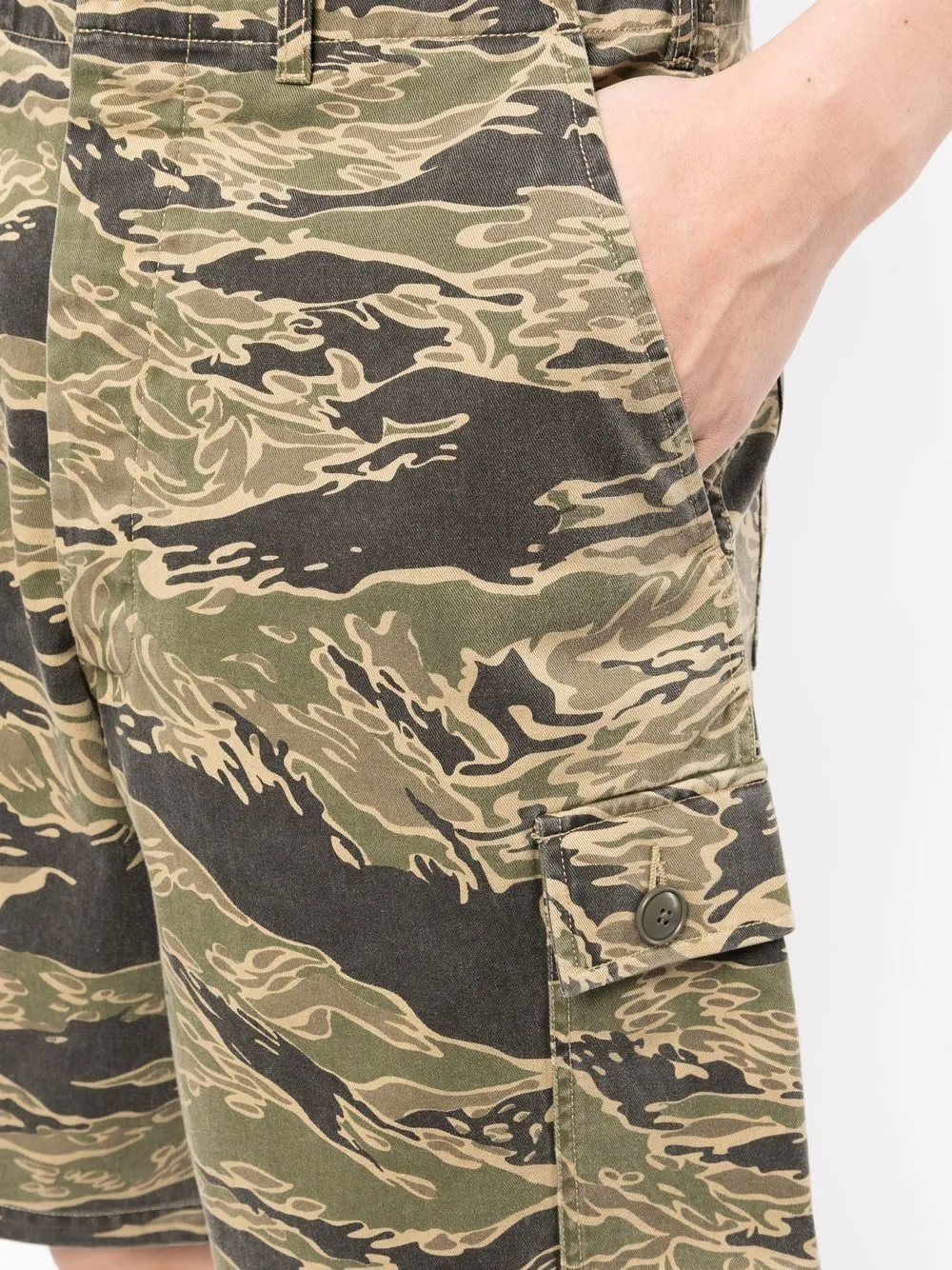 Camouflage-Print Cargo Shorts