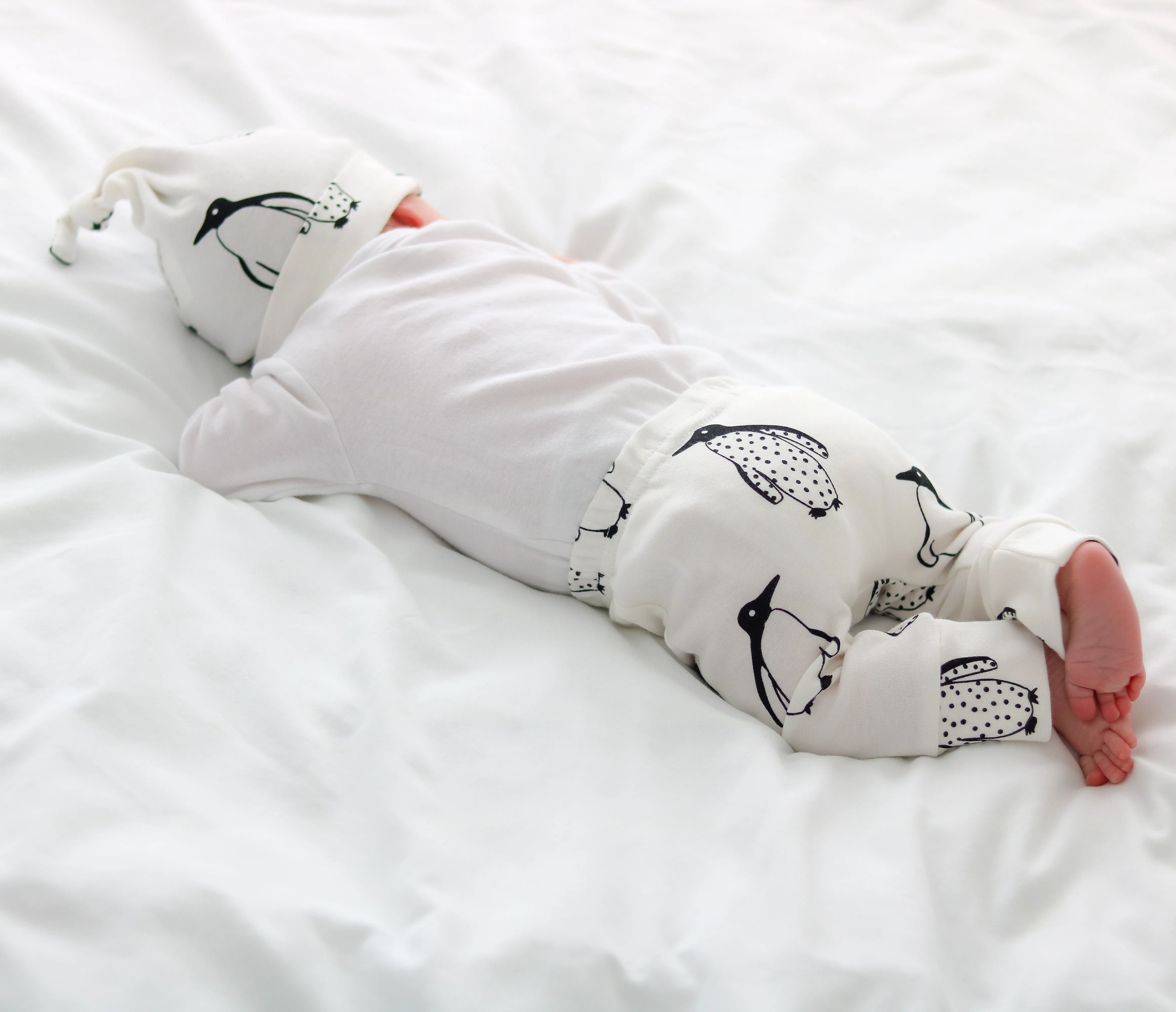 Milk Penguin Baby Leggings