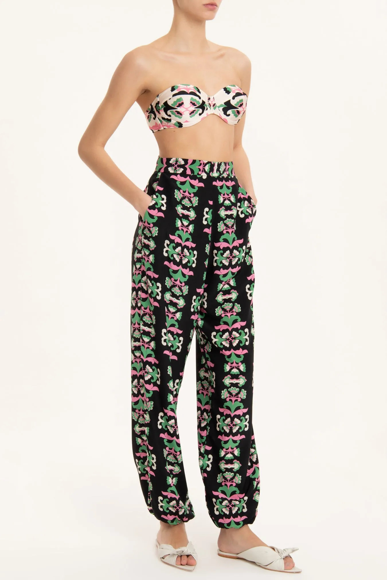 Twisted Flowers Carrot Pants